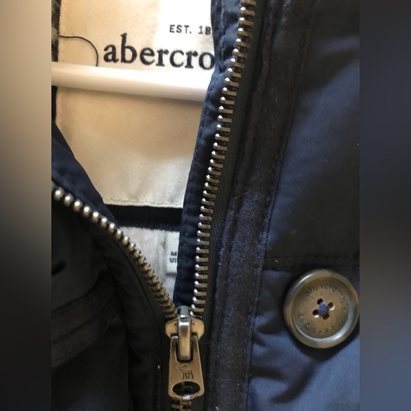 Abercrombie Fitch kids XL puffer coat fits women XS - Picture 5 of 5